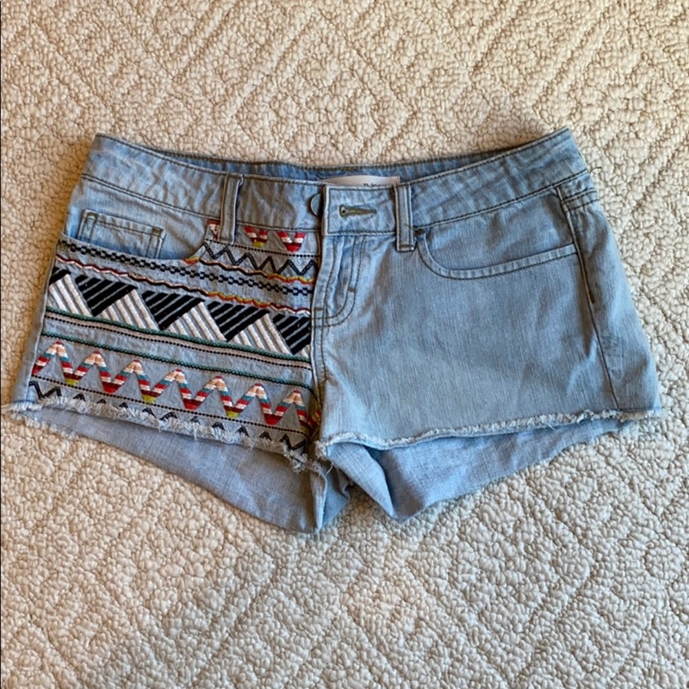 Embroidered Jean shorts
